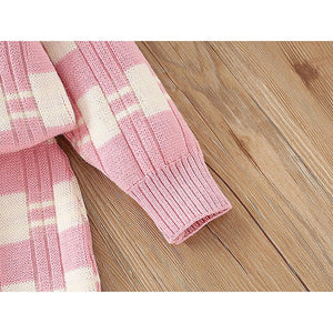 Pink & White Checkered Pull over style 2 pcs top & Skirt Winterwear set for Girls - Little Surprise BoxPink & White Checkered Pull over style 2 pcs top & Skirt Winterwear set for Girls