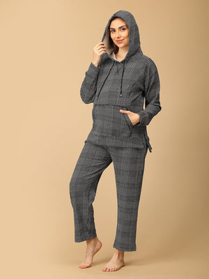 model wearing Plaiditude Maternity And Nursing Hoodie Pajama Loungewear Set from the mom store