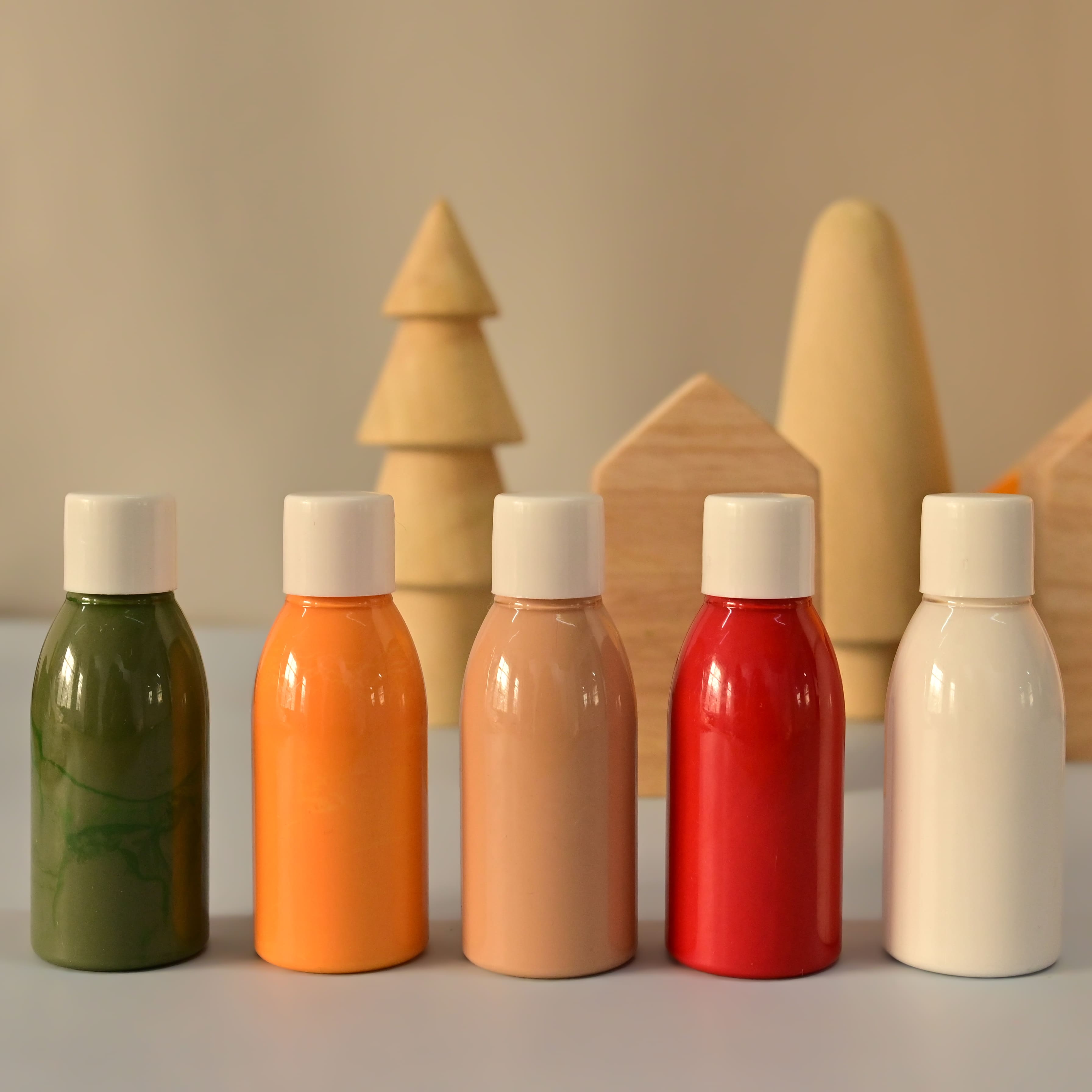 Playbox DIY Christmas Village - Painting & Decorating Activity Kit Including 2 Huts, 3 Trees, 5 Color Bottles, 1 Paint Brush & 3 Sponge Brushes (Set of 1) - PBG - 008