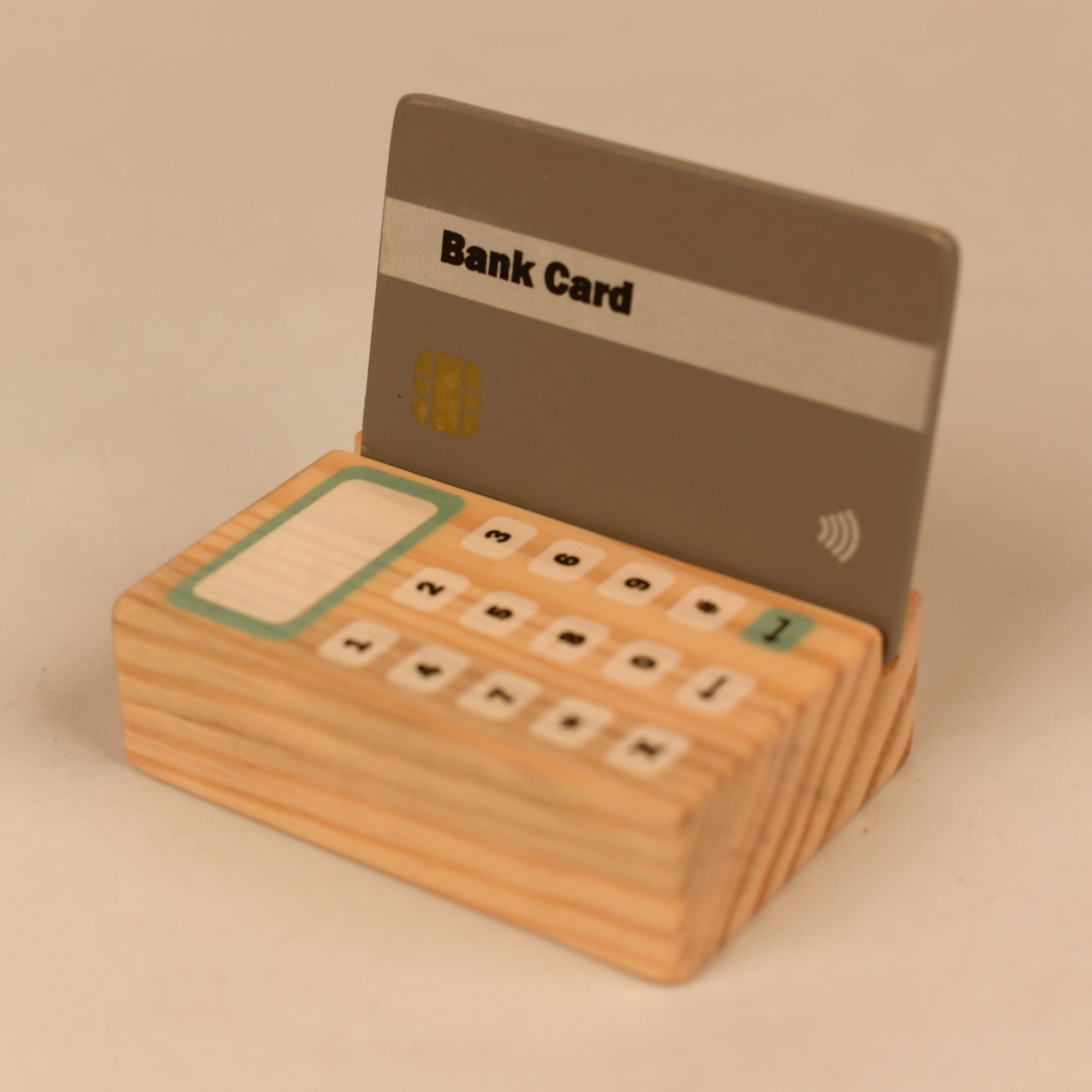 Playbox Funny Money - Cashier Wooden Toy | Pretend Play Shop Accessories | Card Machine Role Play Toy | Imaginary Role pPay Shopping Fun! - PBP - 003