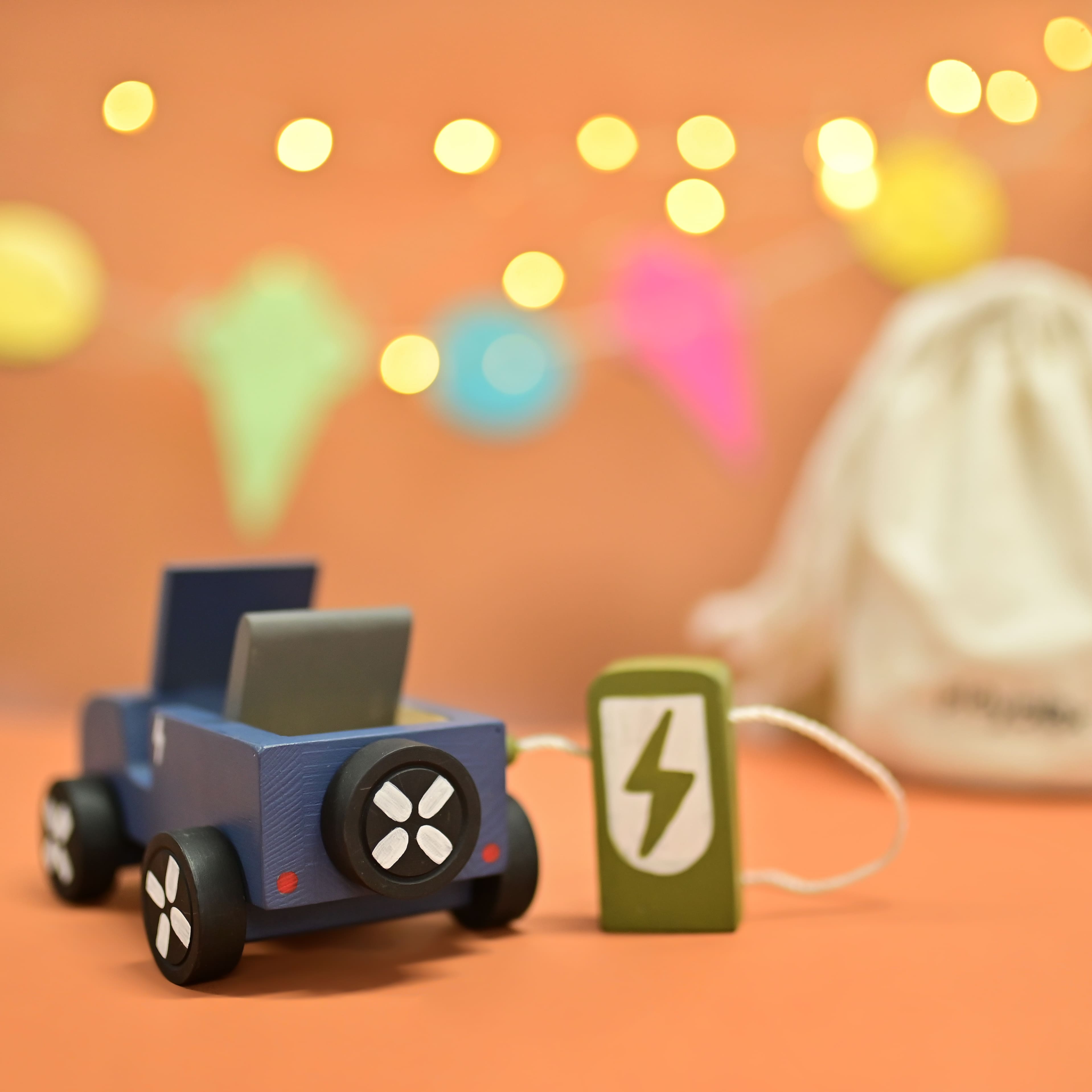 Playbox Kid Wooden Ev Jeep With Artificial Wooden Electirc Charger - PBR - 001