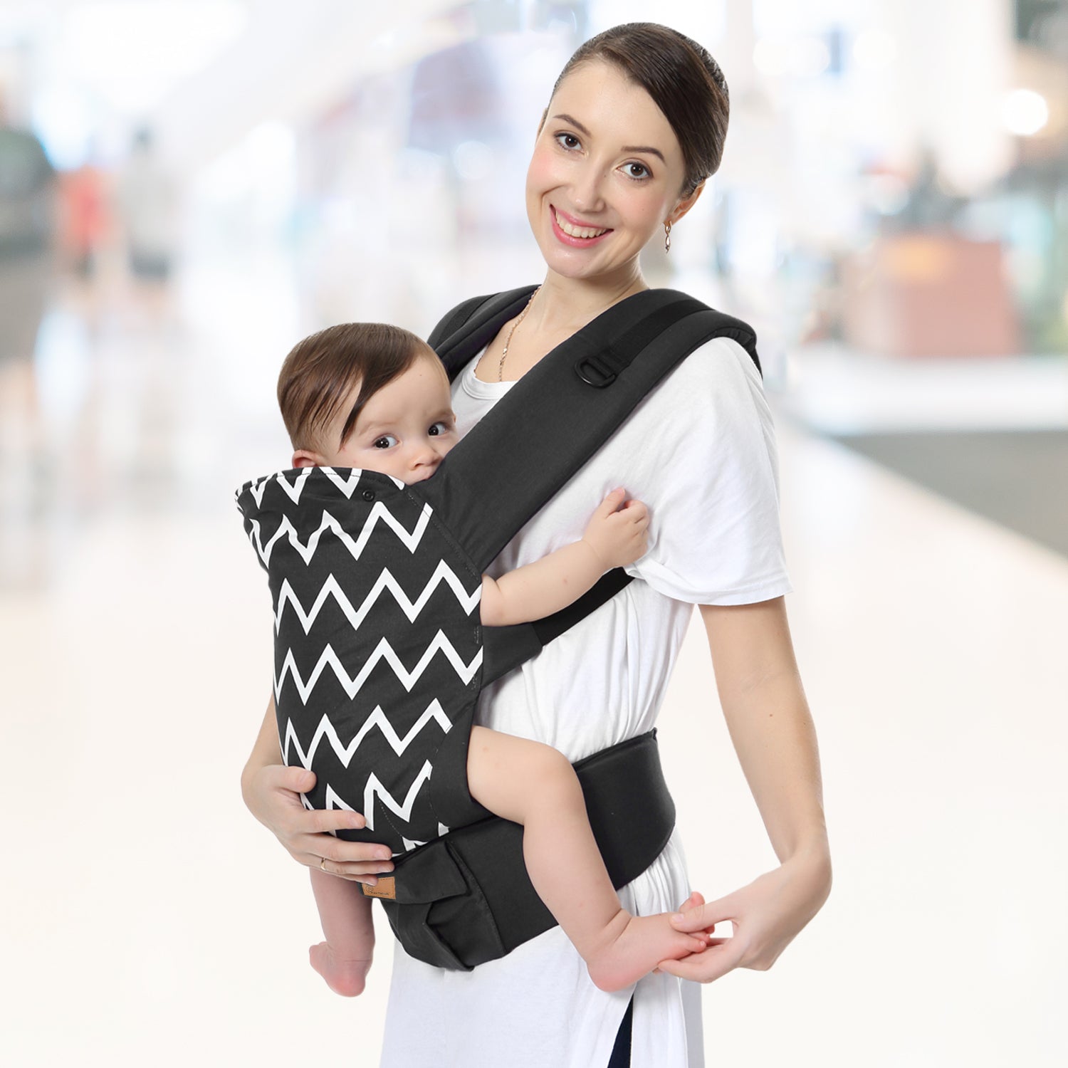  R for Rabbit Hug Me Ergo baby carrier - BCHMEBK3