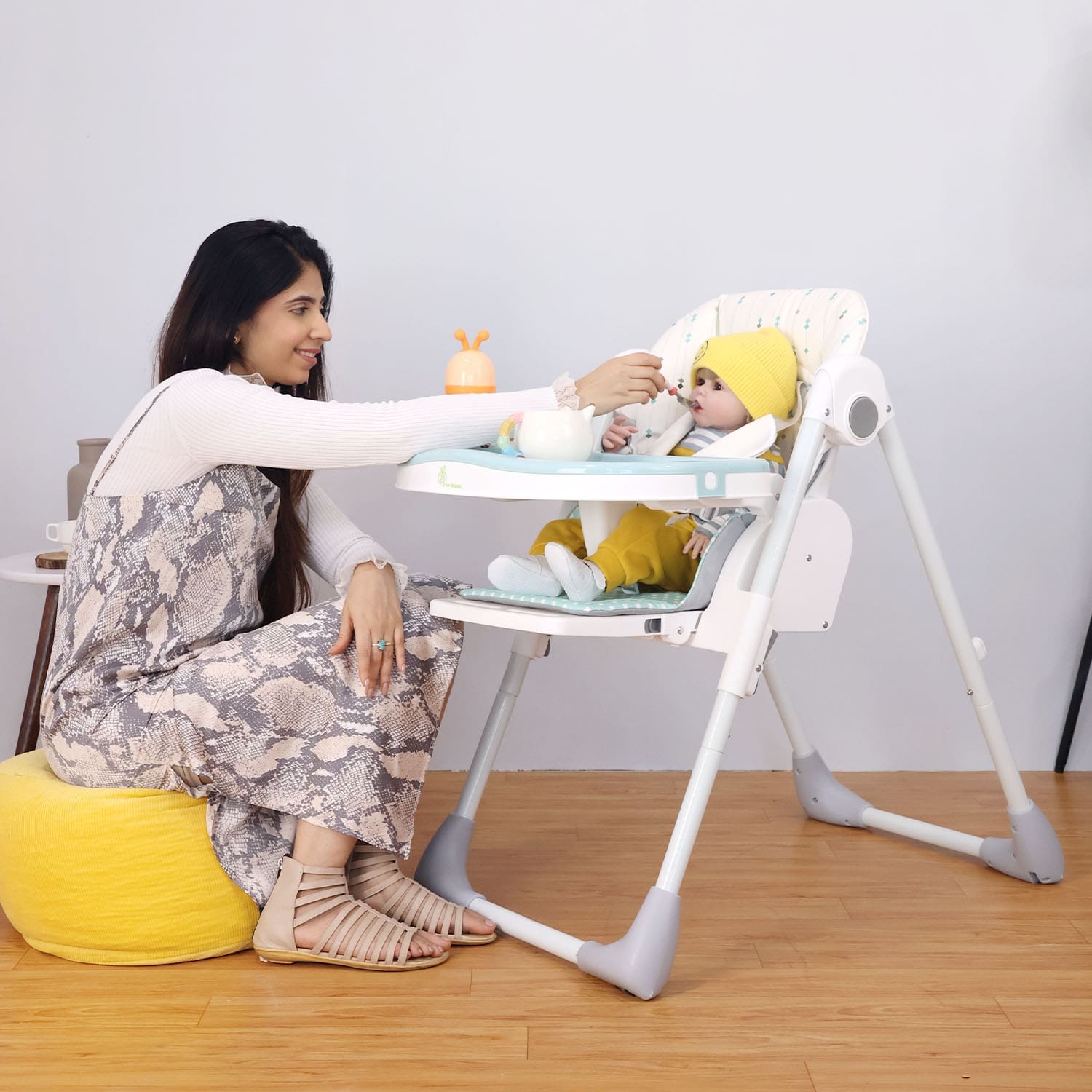 R for Rabbit Marshmallow Lite High Chair - Blue - HCMMLB2