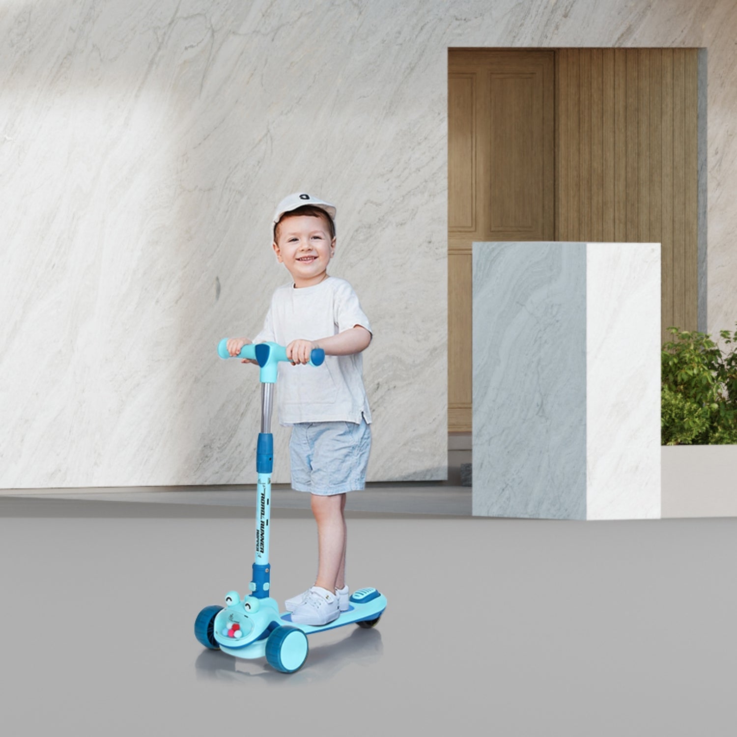 R for Rabbit Road Runner Hopper - Blue - Scooter