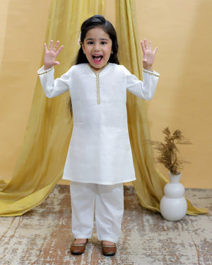 Regal White Girls Kurta Pajama - KES-BK-RGWG-6-12