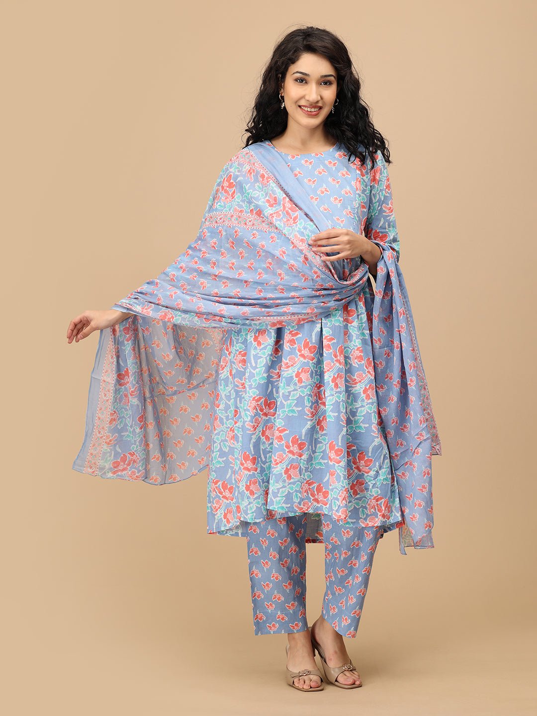 Blue floral Saanjh Phool maternity and nursing kurta set with dupatta – model showing full lightweight printed dupatta.