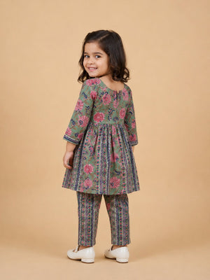 Sage Petals Girls Floral Print Anarkali Kurta Set - 0-6 Months Girls Ethnic Set