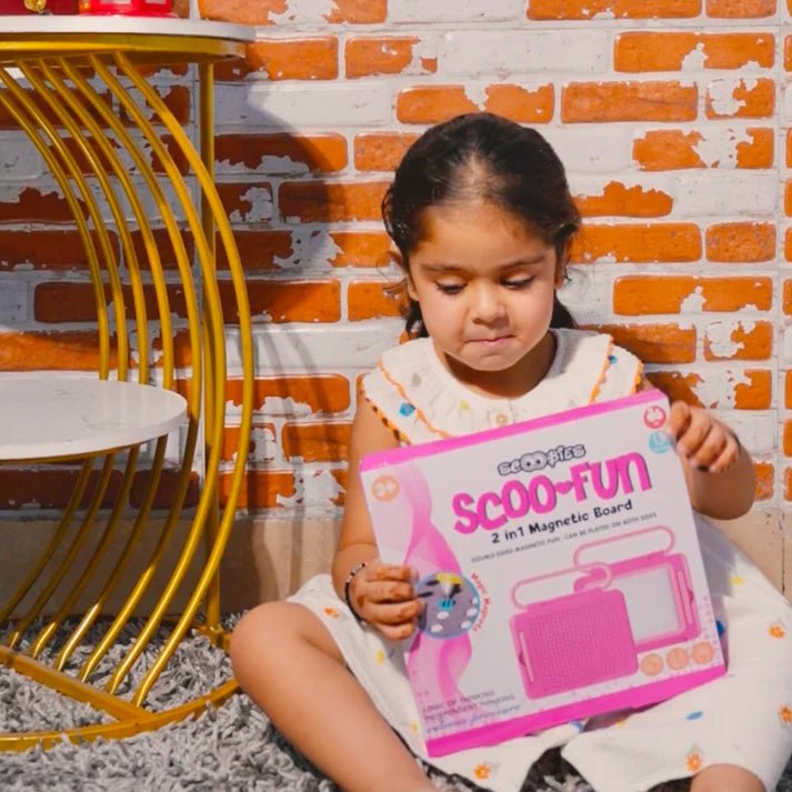 Scoobies Scoo Fun 2 - in - 1 Board Magical Slate and Magnetic Board Writing - Magnetic Toys