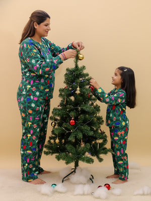 Set Of 2: Merry Snuggle Squad Christmas For Mom And Baby - Twinning Combo