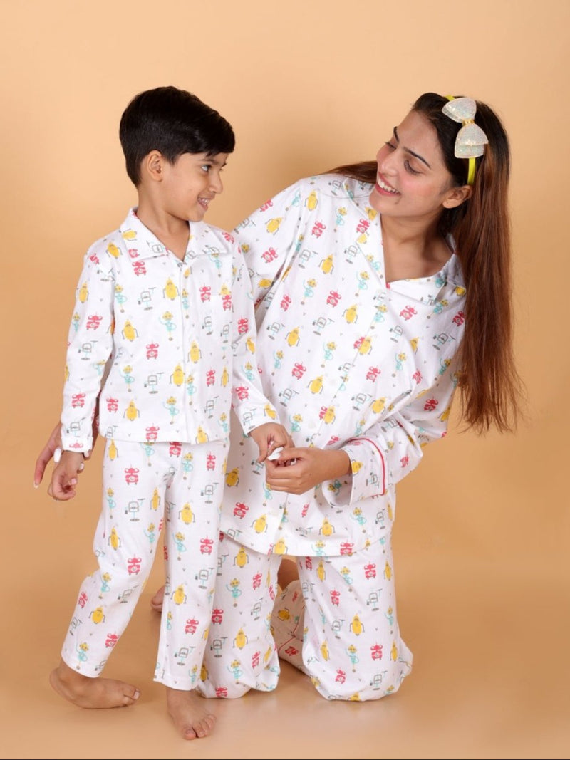Set Of 2: Robo Club Matching Pajama Set For Mom And Baby