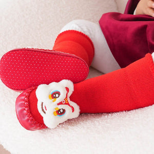 Shiny Red Ruffled Lucky Dragon Christmas themed Booties/Socks for Christmas Party, 0-12 months - Little Surprise BoxShiny Red Ruffled Lucky Dragon Christmas themed Booties/Socks for Christmas Party, 0-12 months