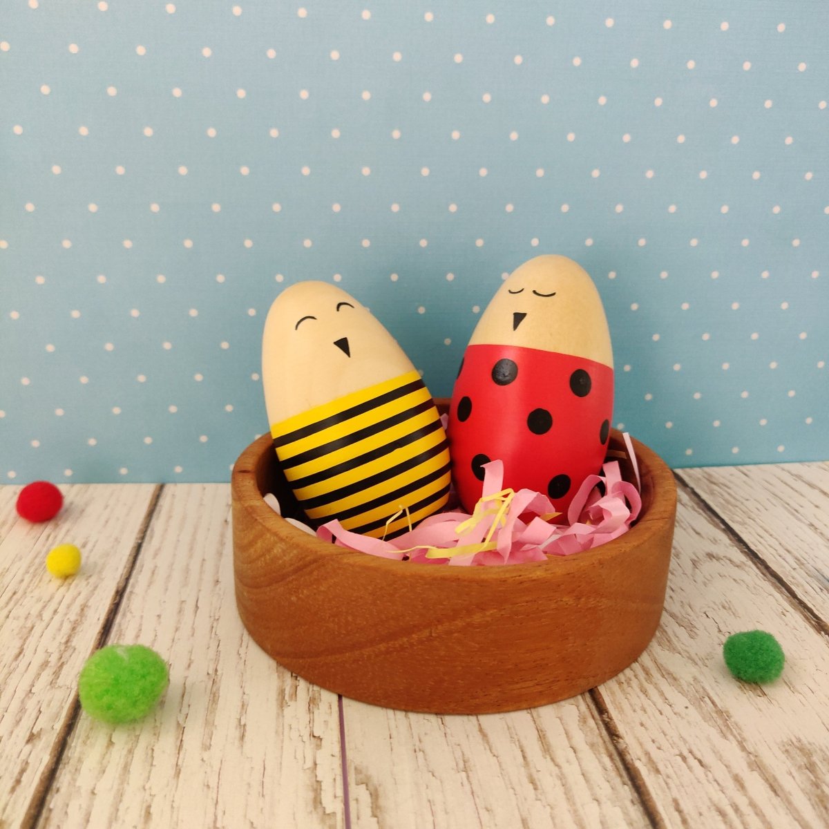Shumee Egg Shaker- Lady Bug And The Bee - EXP-IN-IHD-ES-W-3m-LBB