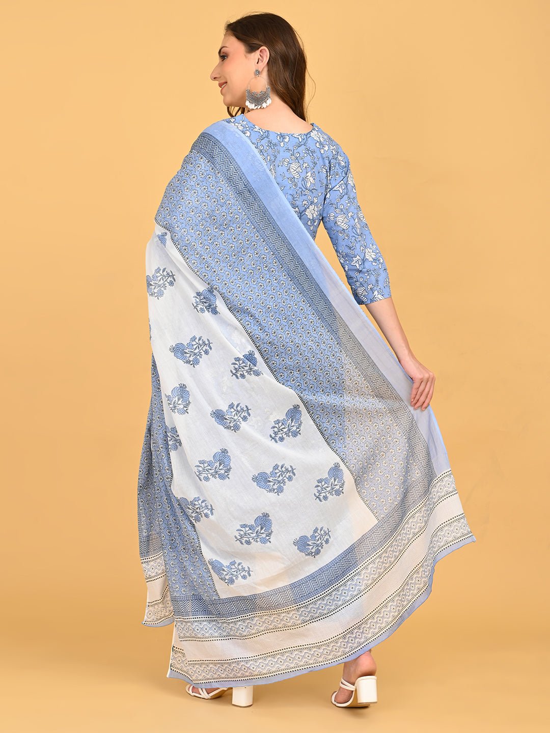 Back view of ShyamAab Maternity and Nursing Kurta Set With Dupatta showcasing detailed border and floral print.