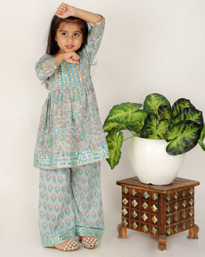 Silver Grey Floral Embroidered Girls Anarkali Kurta Set - KP-SLVGY-6-12
