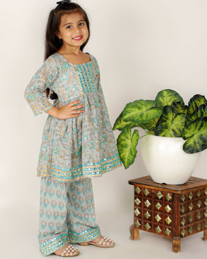 Silver Grey Floral Embroidered Girls Anarkali Kurta Set - KP-SLVGY-6-12