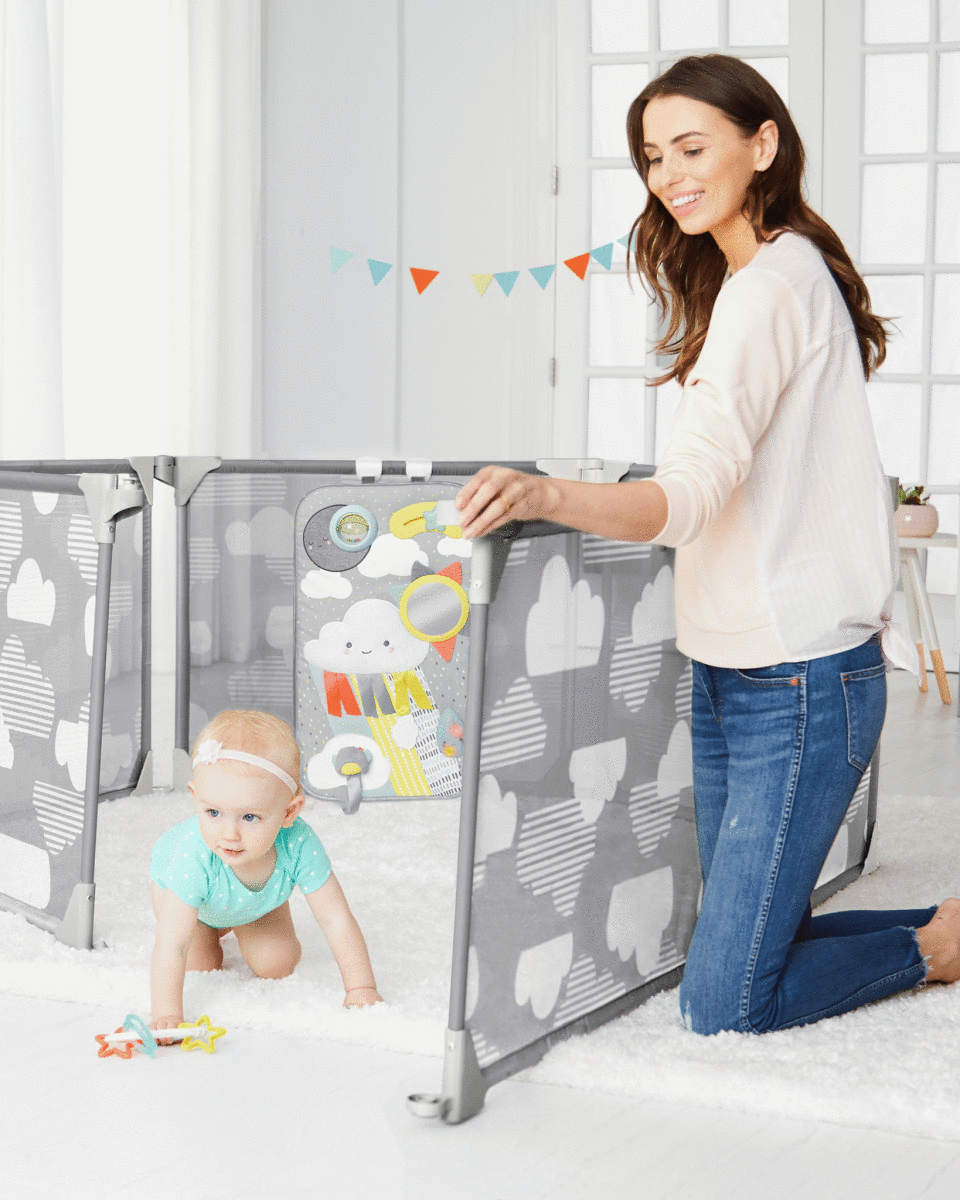 Skip Hop Playview Expandable Play Gates - Grey - 242151