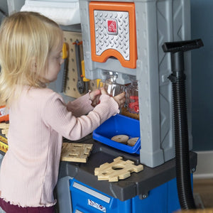 Step2 Deluxe Workshop | Kids Pretend Workshop - Roleplay/Pretend Play