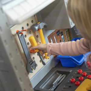 Step2 Deluxe Workshop | Kids Pretend Workshop - Roleplay/Pretend Play