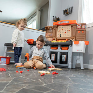 Step2 PRO PLAY WORKSHOP & UTILITY BENCH | Kids Pretend Workshop - Pretend Play Toys