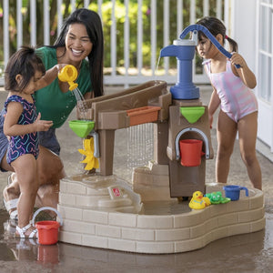 Step2 Pump & Splash Discovery Pond | Kids Water Table - Beach & Outdoor Accessories