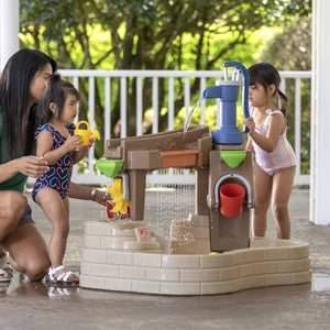 Step2 Pump & Splash Discovery Pond | Kids Water Table - Beach & Outdoor Accessories