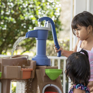 Step2 Pump & Splash Discovery Pond | Kids Water Table - Beach & Outdoor Accessories