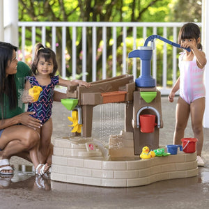 Step2 Pump & Splash Discovery Pond | Kids Water Table - Beach & Outdoor Accessories
