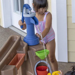 Step2 Pump & Splash Discovery Pond | Kids Water Table - Beach & Outdoor Accessories