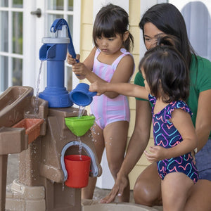 Step2 Pump & Splash Discovery Pond | Kids Water Table - Beach & Outdoor Accessories