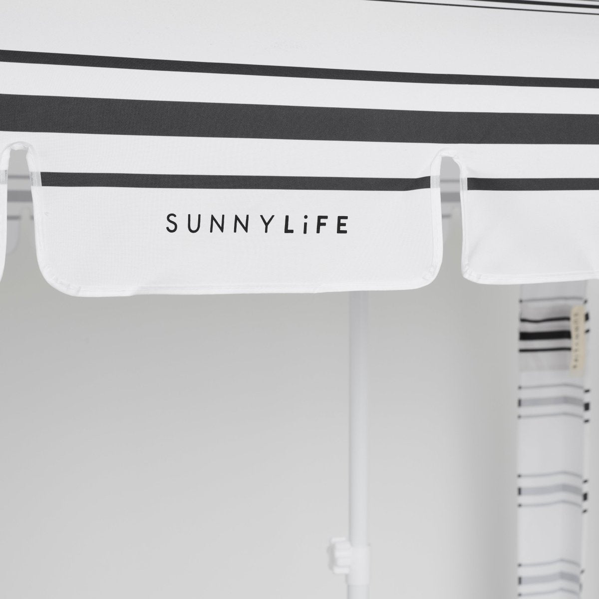 SUNNYLiFE Black And White Stripes Beach Cabana Casa Fes - S31CABIS