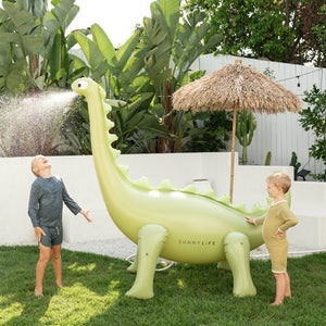 SUNNYLiFE Dino Giant Sprinkler Into the Wild Khaki - S41GISDN