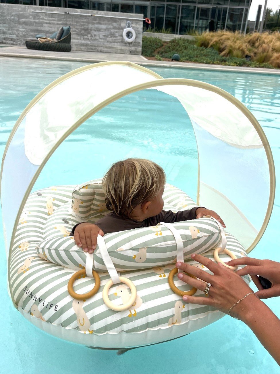 SUNNYLIFE Interactive Baby Float Duck Sage Stripe - S51IBFGR