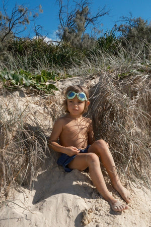 SUNNYLIFE Kids Swim Goggles Shred Turtle Aqua - Swim Goggles - | The Mom Store