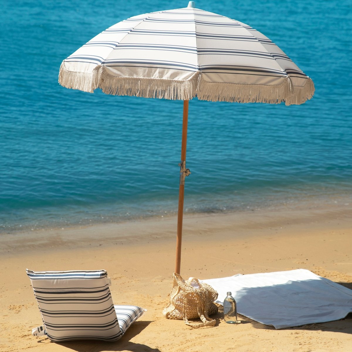SUNNYLiFE The Resort Luxe Beach Umbrella Coastal Blue - SCLBUCBL
