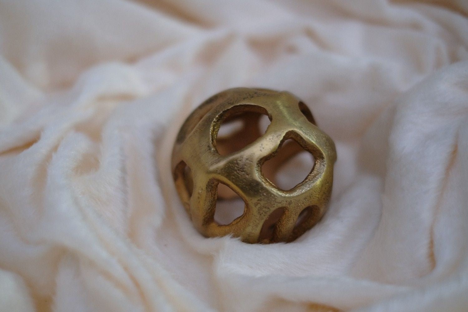 Swen BALIN , gold color decorative metal bauble for Christmas decorations - Tree ornament