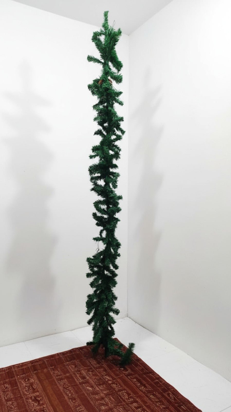 SWEN BRIAR, the extra - dense classic green artificial Christmas garland/runner - Christmas Decor