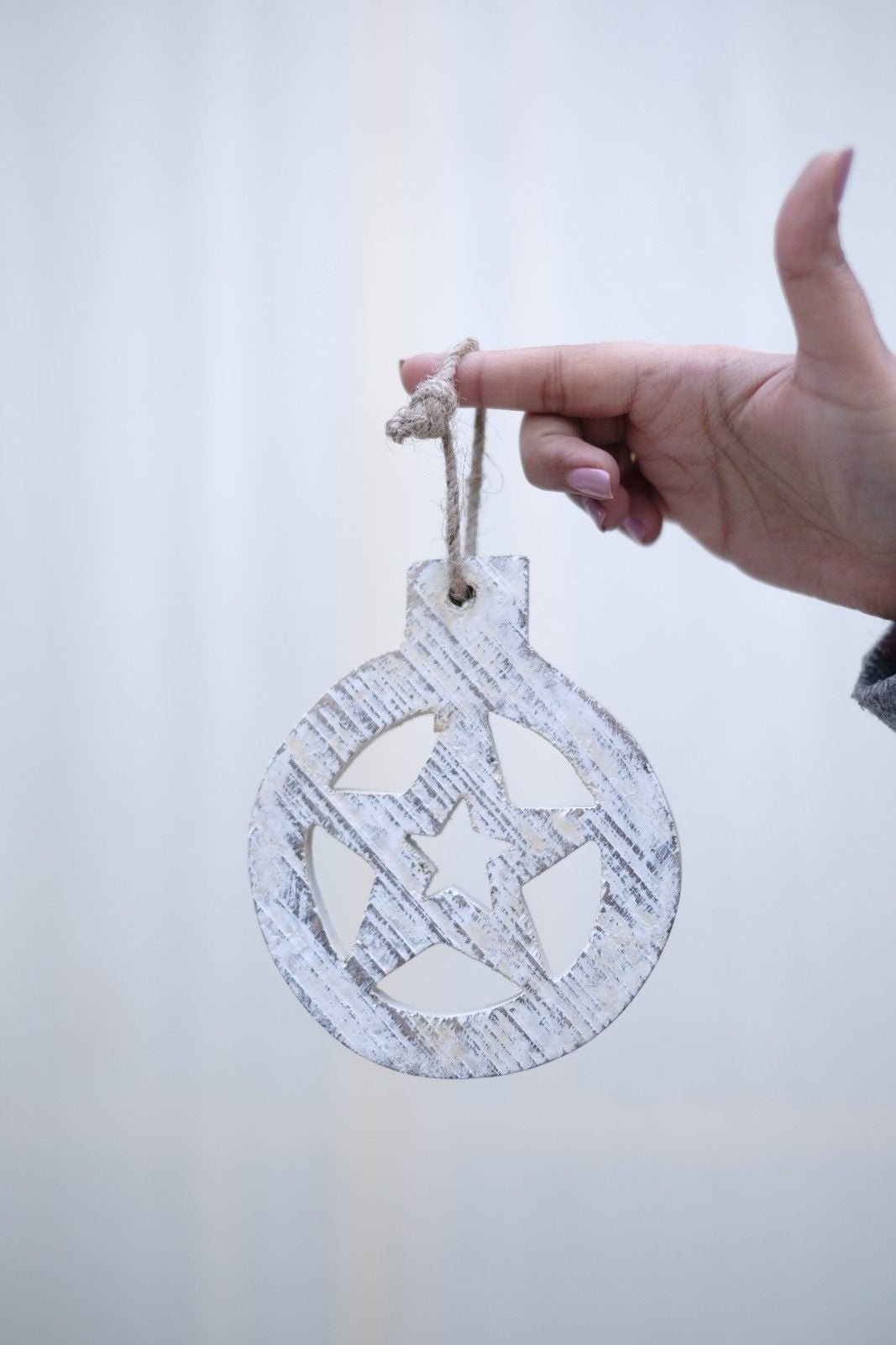 SWEN HERMES, Pack of 4 Wooden Christmas Tree Ornaments - Star, Tree, Candyman, Santa - Tree ornament