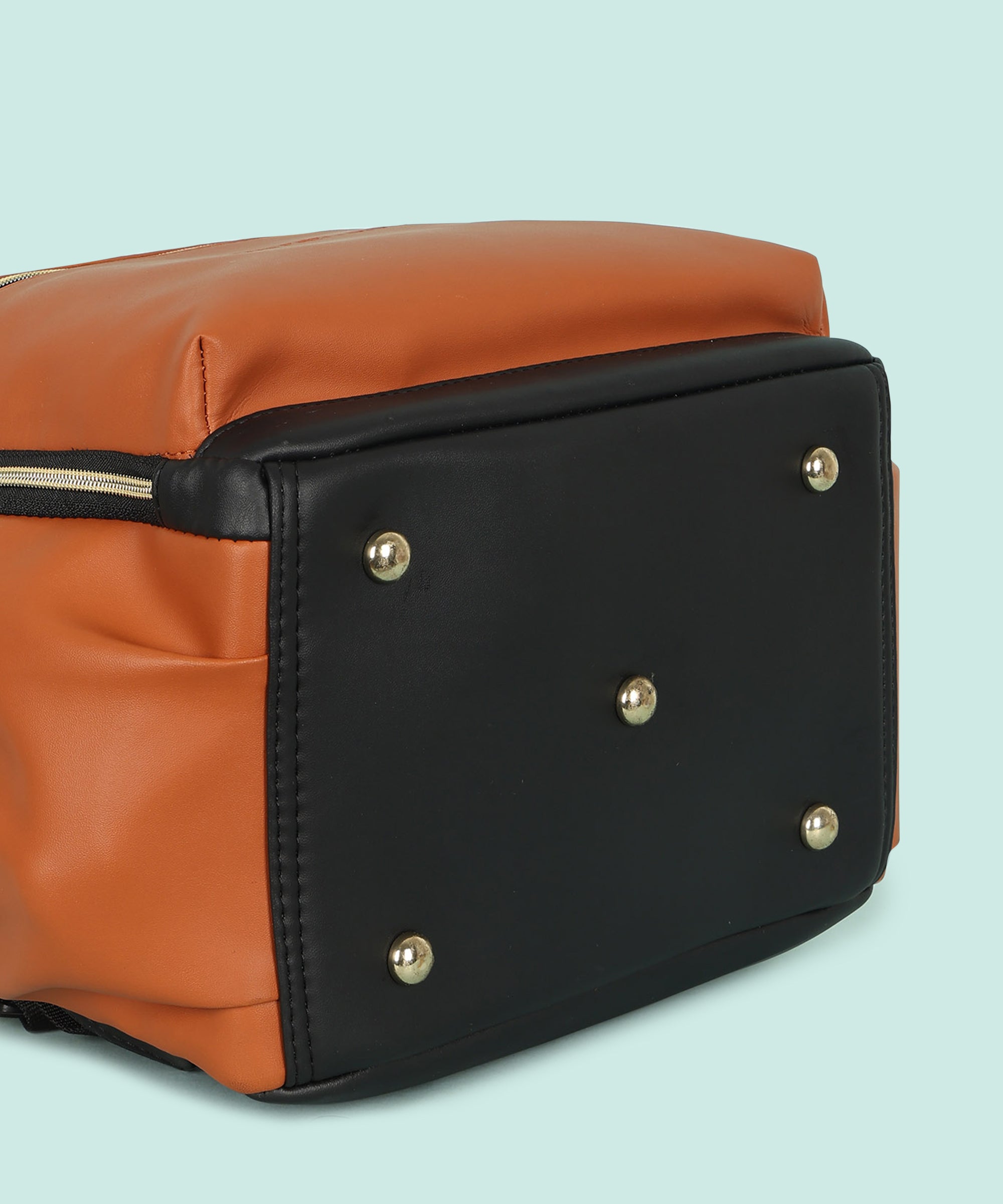The Mom Store - Diaper Bags - The Limited Edition Diaper Bag for Parents - Luxe Lift - DBG - BP - LETNLX