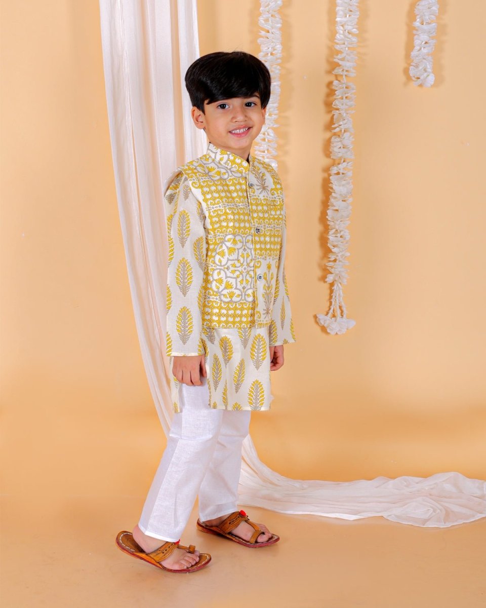 Twinning Combo-Madhupeela Floral Print Anarkali Kurta Set With Boys Jacket Kurta Pajama Set - TWN3-MDPWGB