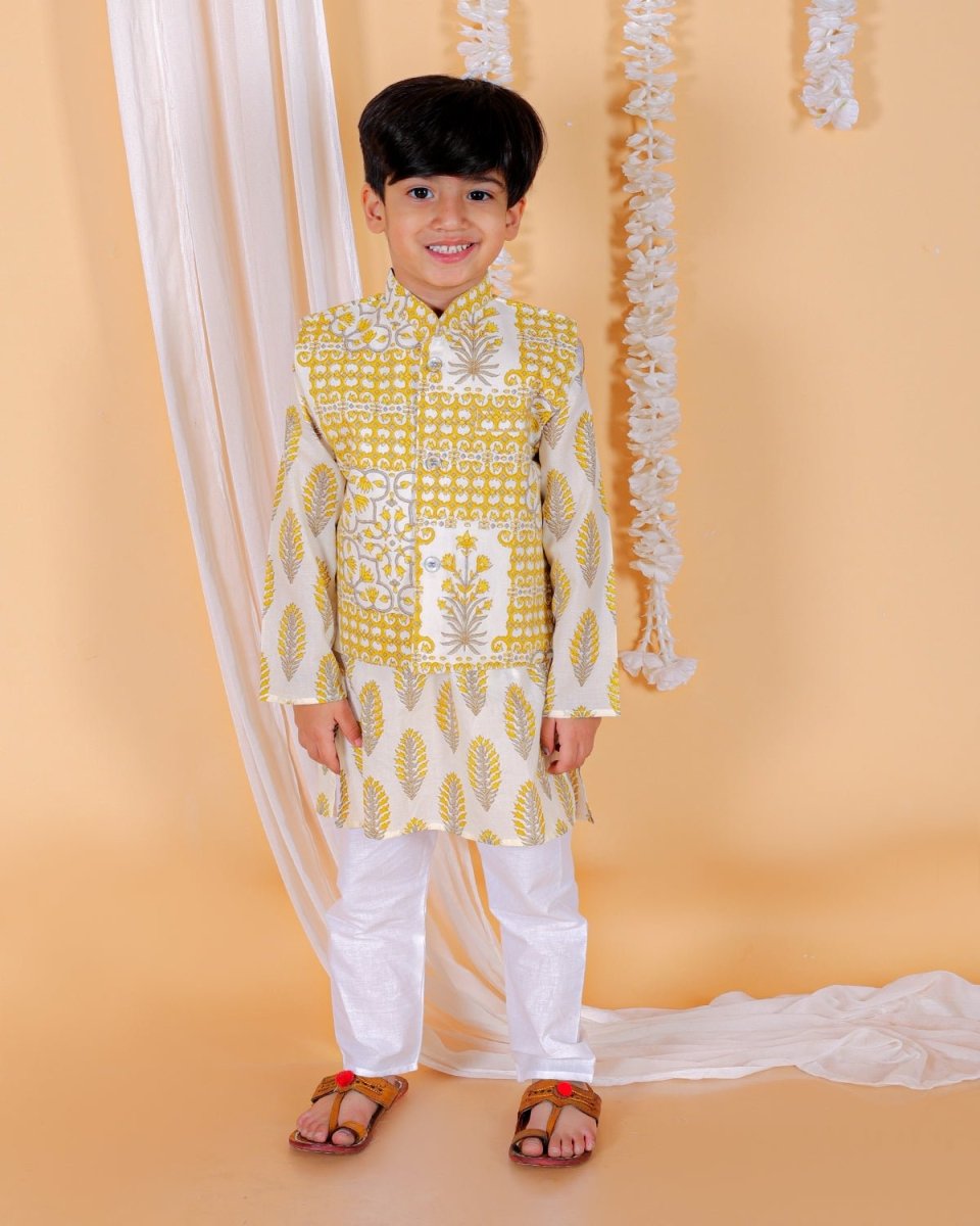 Twinning Combo-Madhupeela Floral Print Anarkali Kurta Set With Boys Jacket Kurta Pajama Set - TWN3-MDPWGB