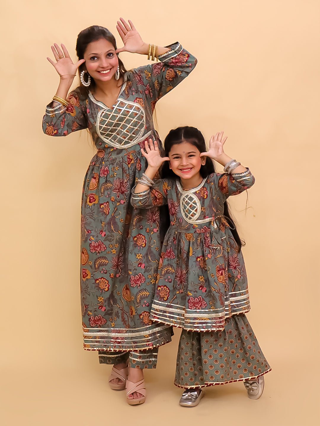 Twinning Combo - Tealrang Womens Kurta Set with Girls Anarkali Sharara Set - TWN2 - TLRWKGA