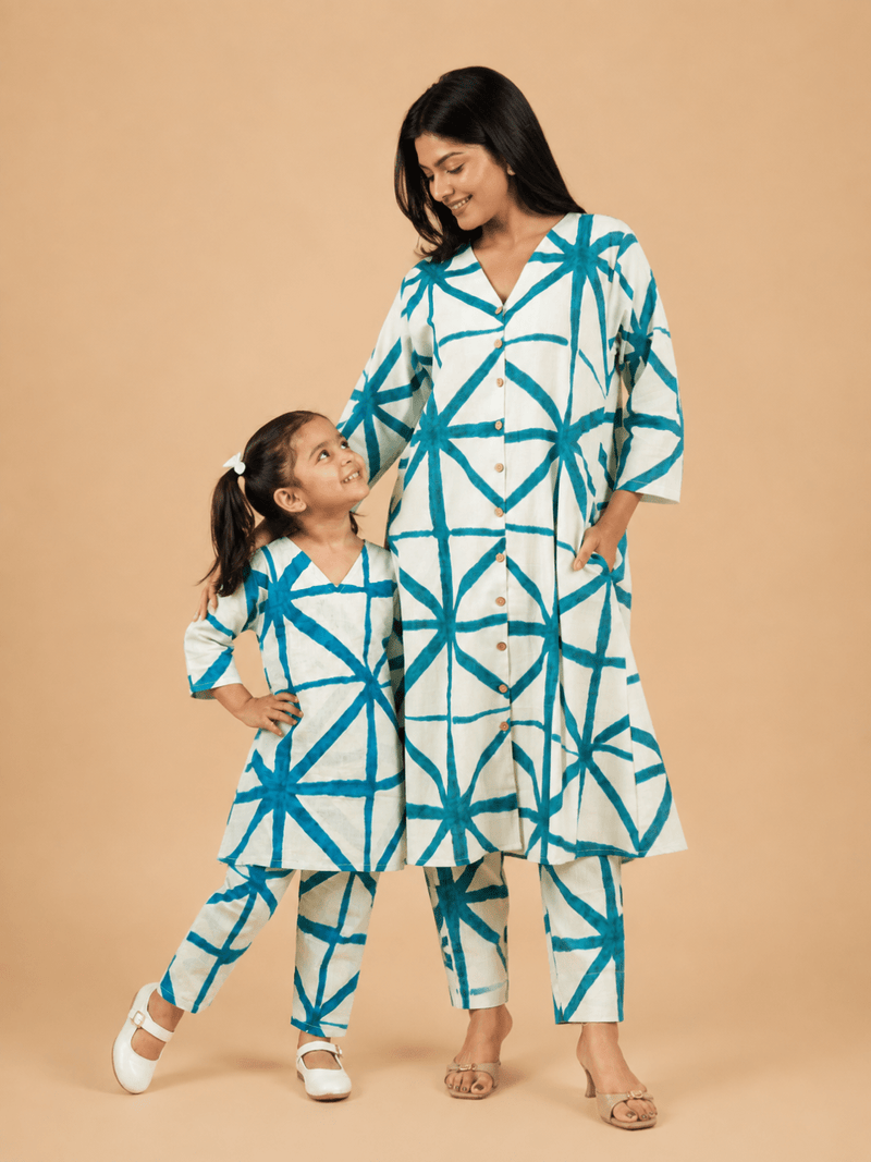 Twinning Set- Aqua Grid Womens and Girls Kurta Set