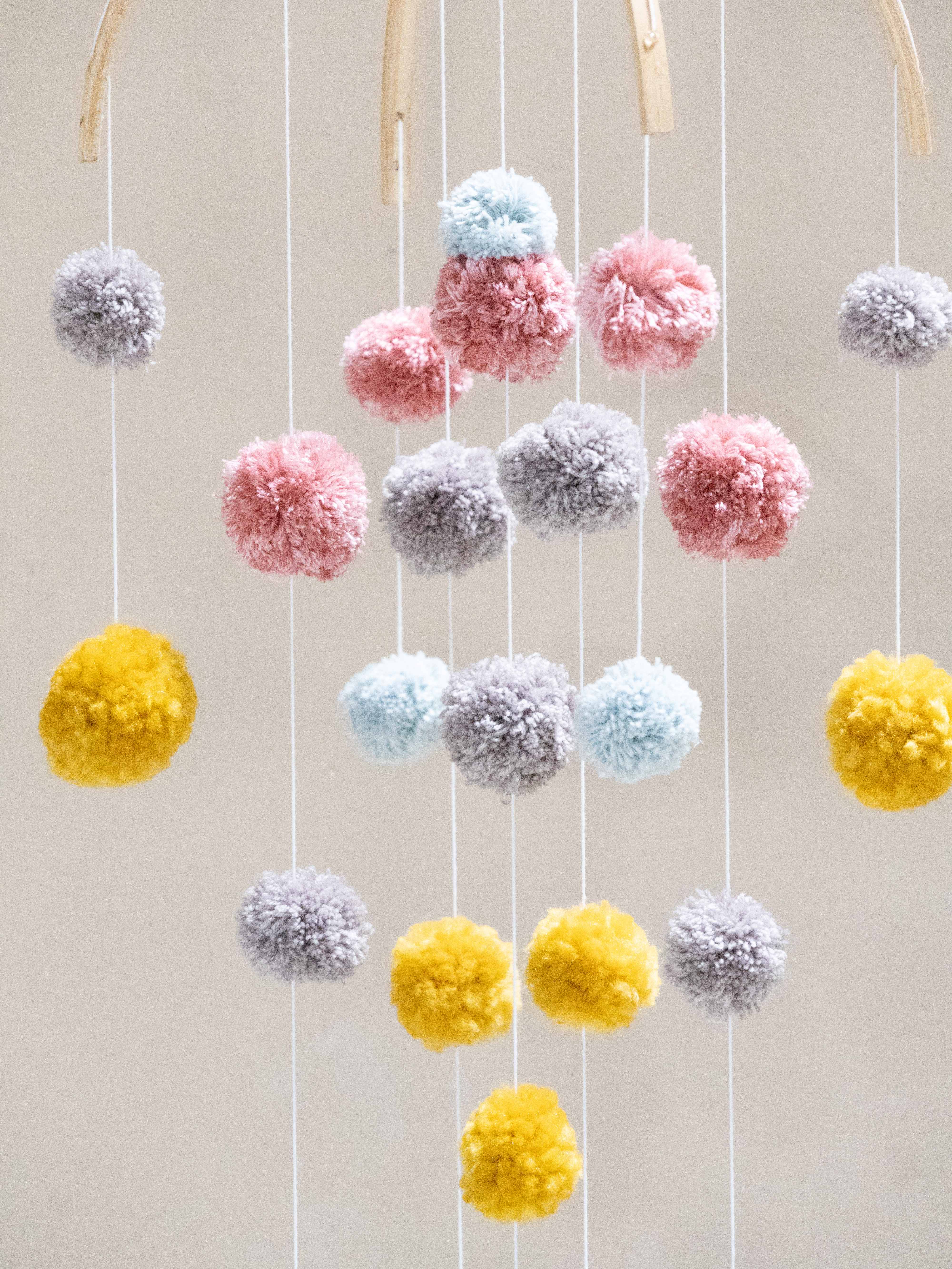 W&R Dreamy - Cots Cot Mobile - Room Decor