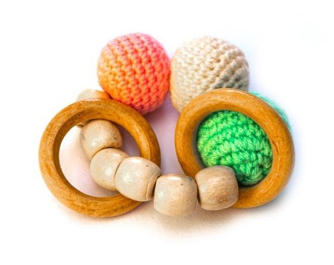 Rocking Potato Wooden Rattle with crochet balls - WRCRB